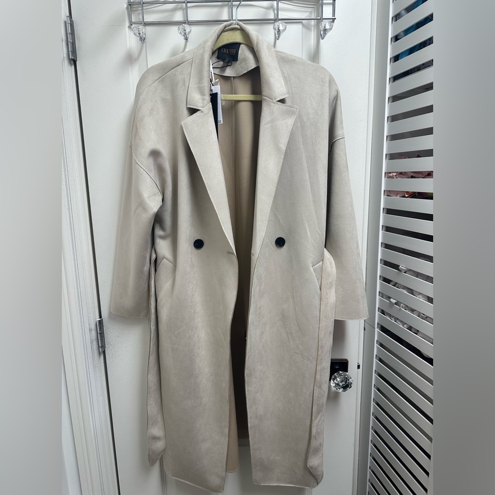 NWT Long Faux Suede Cream Jacket Coat SZ S with two buttons and wrap